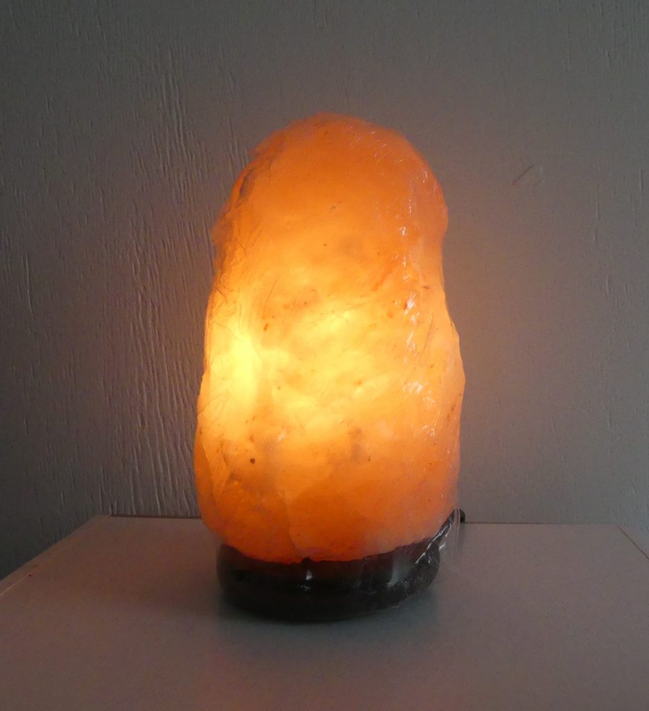 Himalayan Salt Lamp 2.43kg Crystal Visions NZ