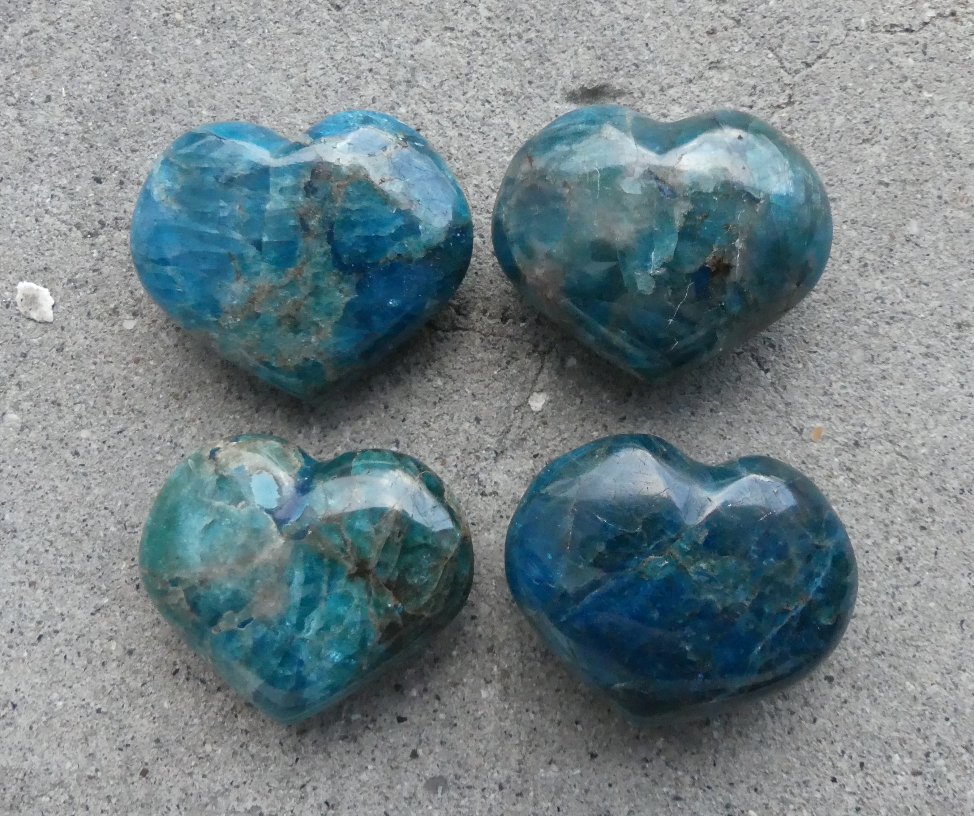 Blue Apatite Heart x1 Small | Crystal Visions NZ